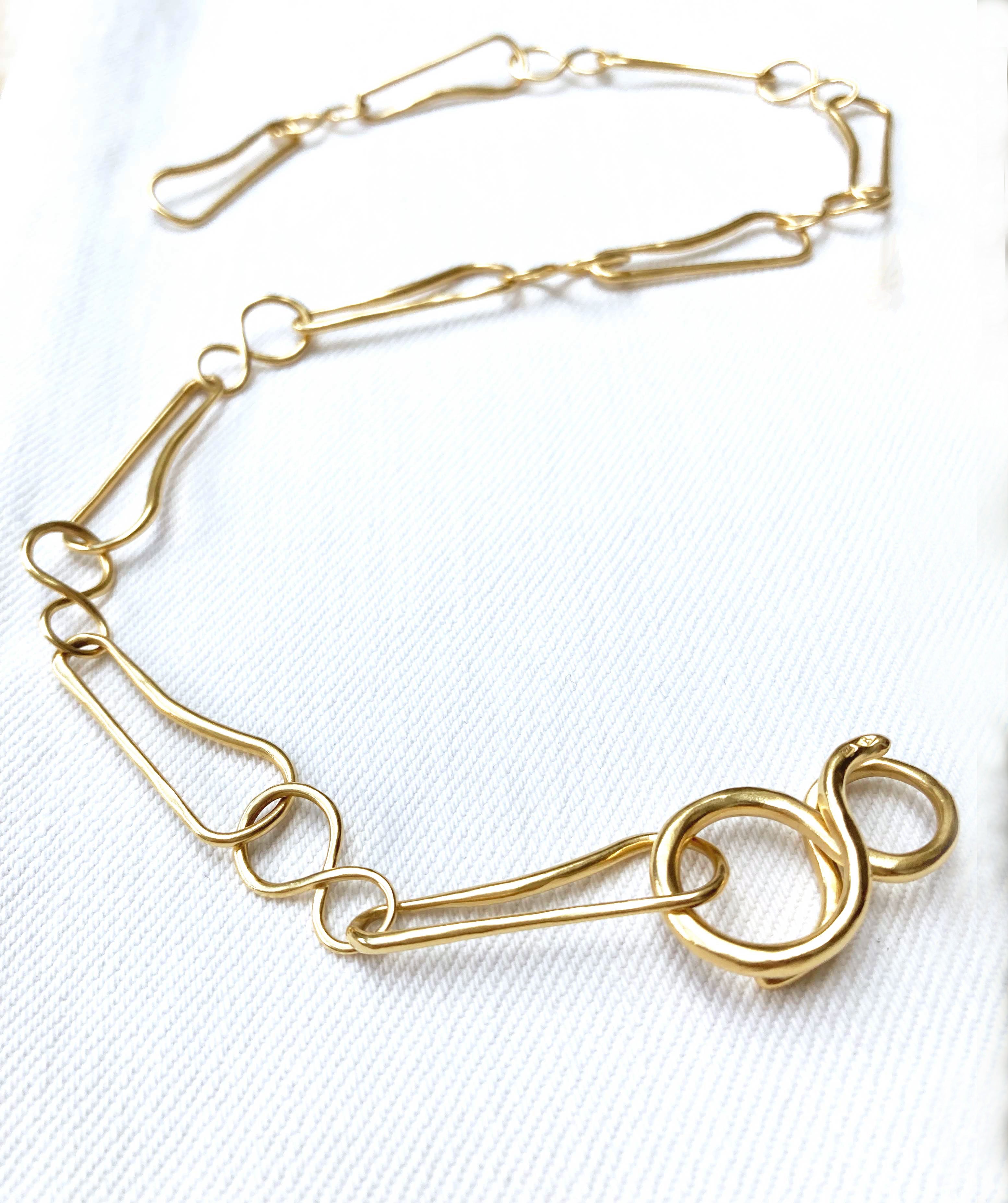 les liens-le collier